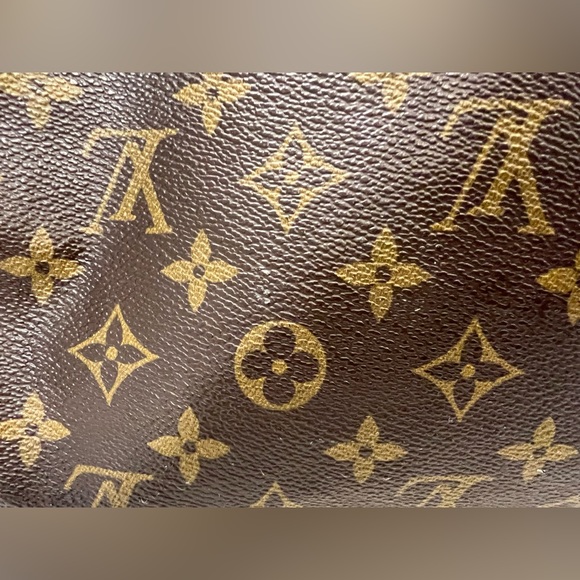 Sold 🚫Authentic Louis Vuitton Speedy 35 with letter of Authenticity - Picture 9 of 16